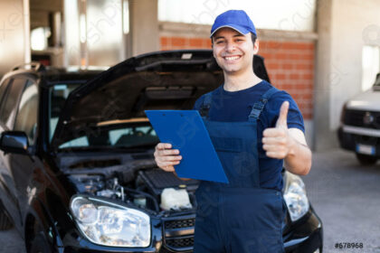 mechanic-giving-thumbs-up-678968